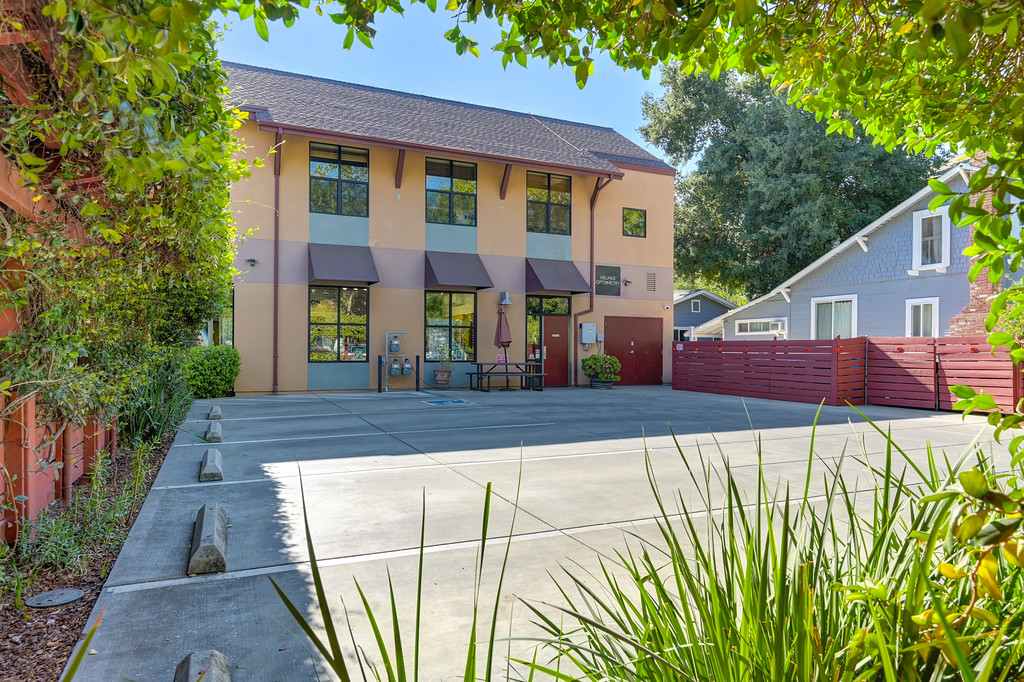 Helmus Optometry Renovation